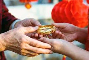 روانشناسی هدیه دادن طلا و جواهر